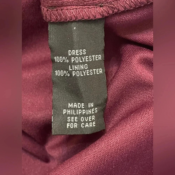 A. BYER - WOMEN'S MAROON WINE PURPLE LACE DRESS - FLARED SLEEVES - SIZE M - Picture 6 of 8